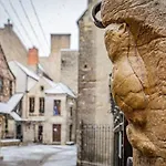 Le Verrerie With 2 Bedrooms, Historic Center Apartment Dijon