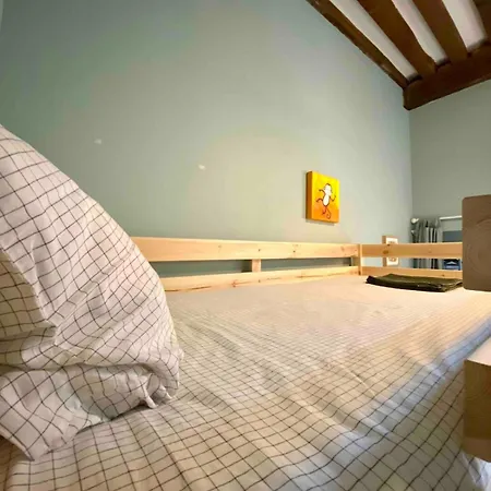 Le Verrerie With 2 Bedrooms, Historic Center * Digione