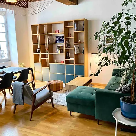 Le Verrerie With 2 Bedrooms, Historic Center Appartamento *