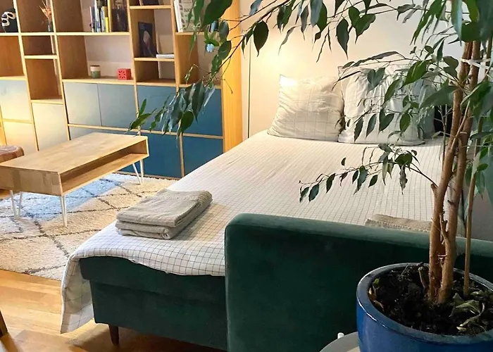 Le Verrerie With 2 Bedrooms, Historic Center * Dijon