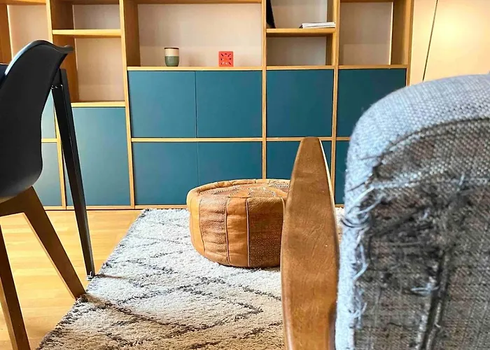 Le Verrerie With 2 Bedrooms, Historic Center * Dijon