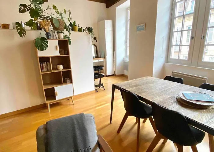 Le Verrerie With 2 Bedrooms, Historic Center